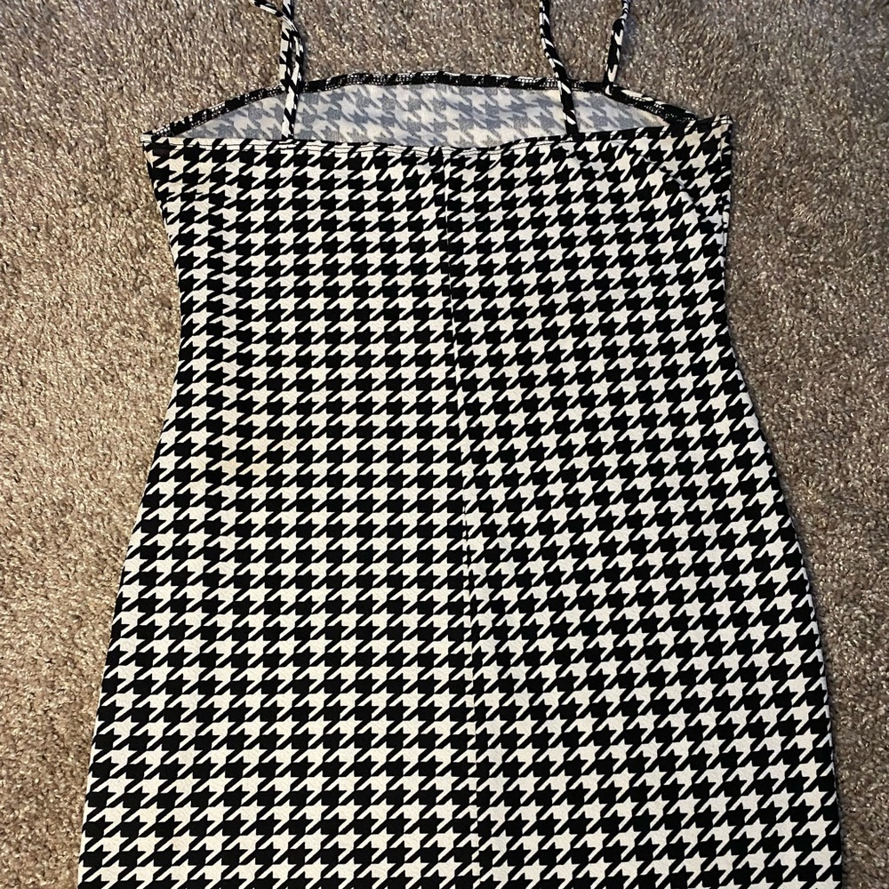 Split Bodycon Dress - Picture 11 of 11